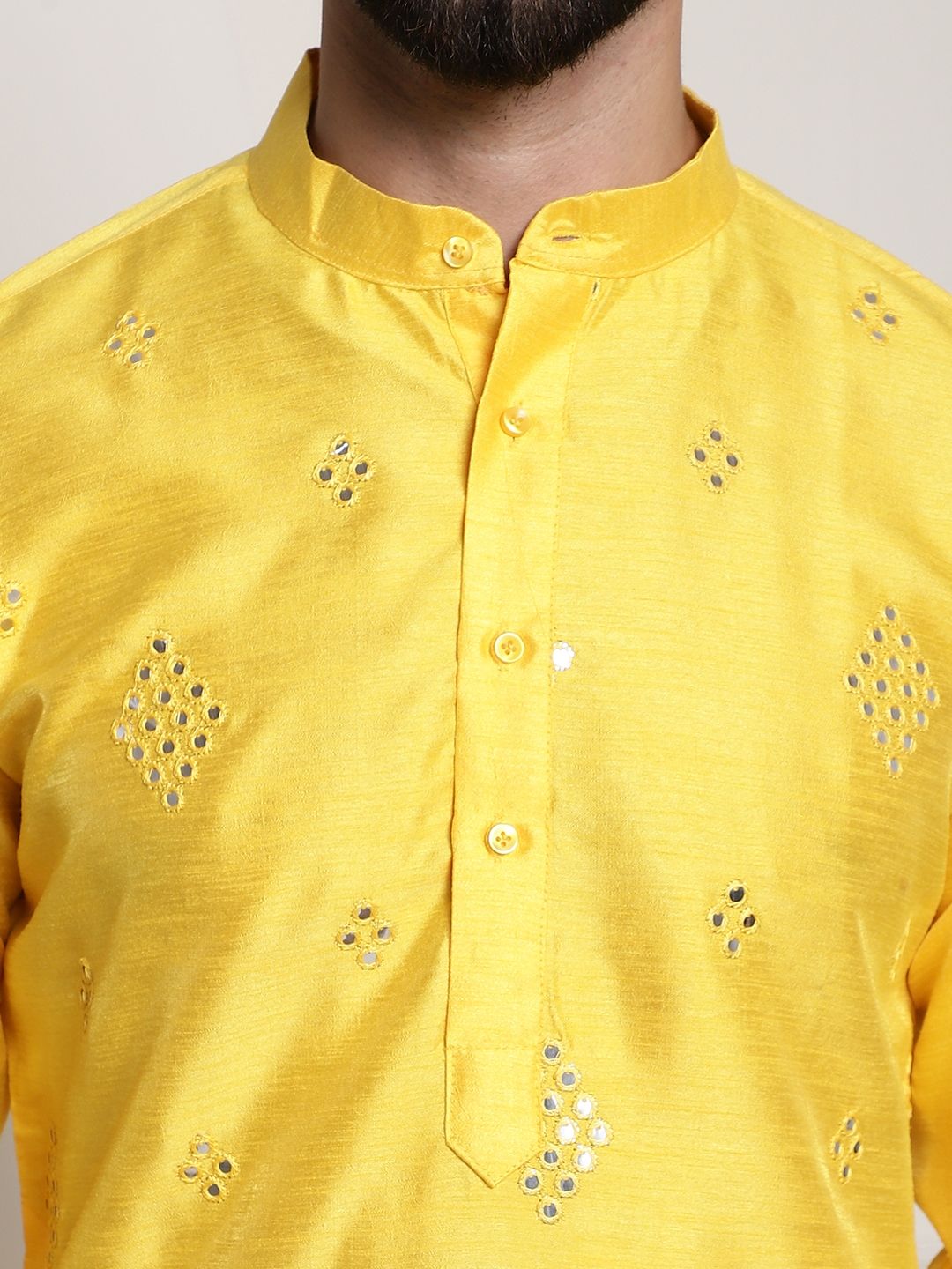 SOJANYA Geometric Embroidered Mirror Work Mandarin Collar Regular Kurta With Pyjama