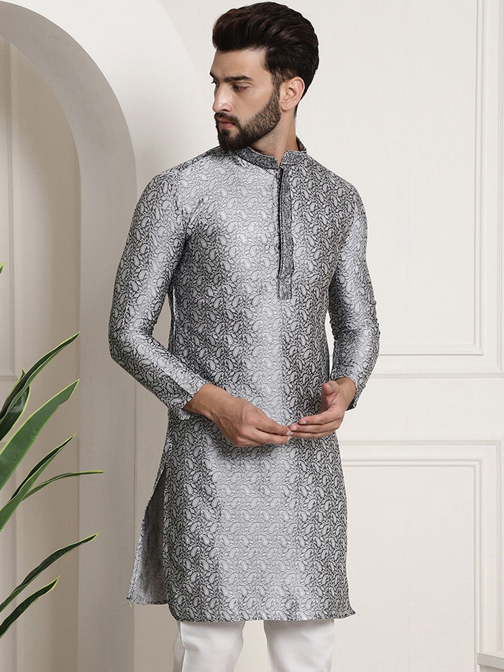 SOJANYA Men Grey Woven Design Straight Kurta