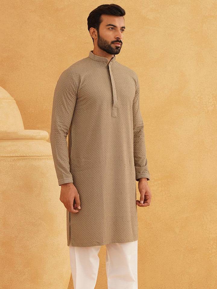 SOJANYA Geometric Embroidered Mandarin Collar Thread Work Pure Cotton Straight Kurta