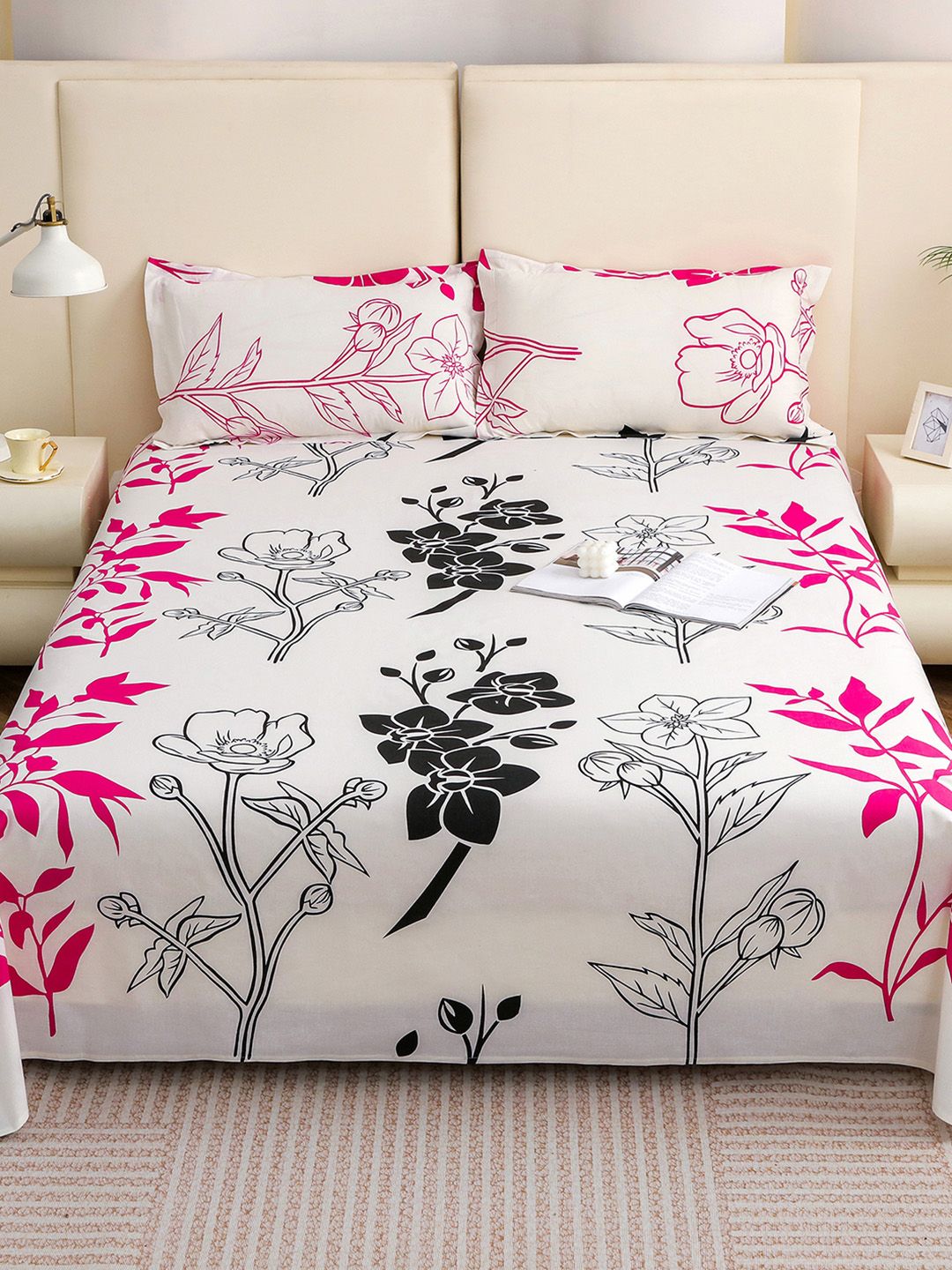 Story@home White Pink Floral 210 TC King Bedsheet with 2 Pillow Covers