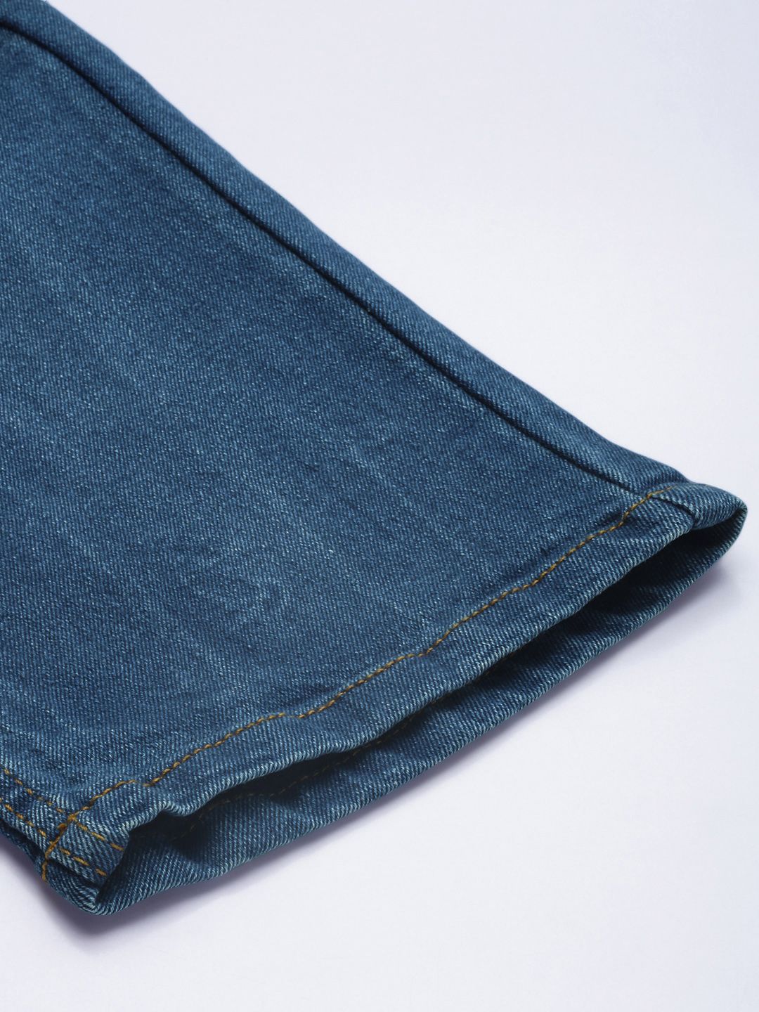 The Indian Garage Co Men Slim Straight Fit Light Fade Stretchable Jeans