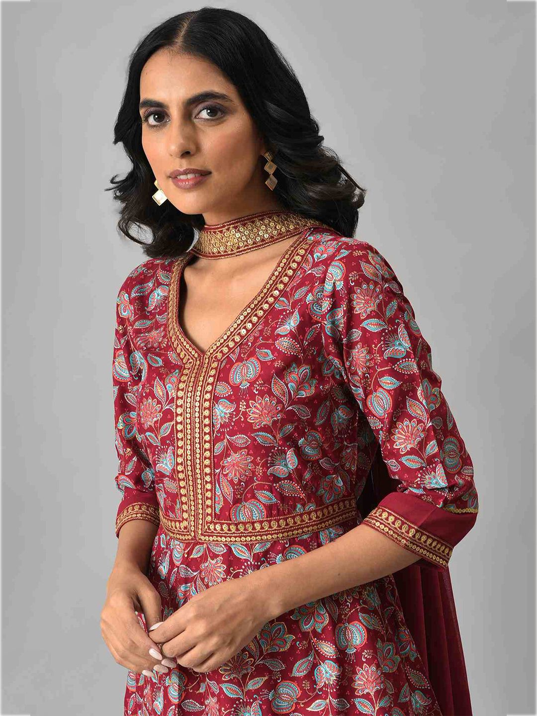 AURELIA Maroon & Gold-Toned Zari Embroidered Floral Printed Choker Maxi Dress