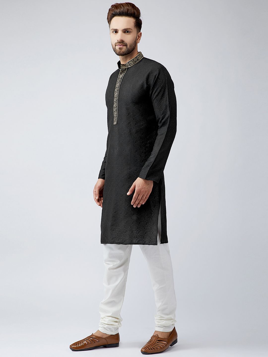 SOJANYA Men Black Embellished Straight Kurta