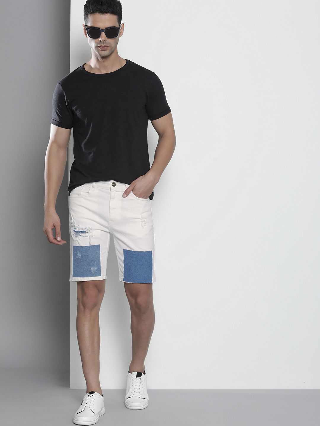 The Indian Garage Co Men White Slim Fit Denim Shorts