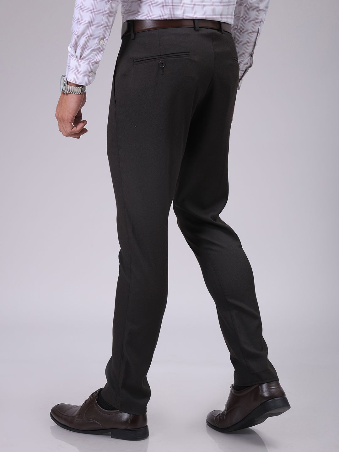 The Indian Garage Co. X Luxe Men Slim Fit Self Design Textured Formal Trousers