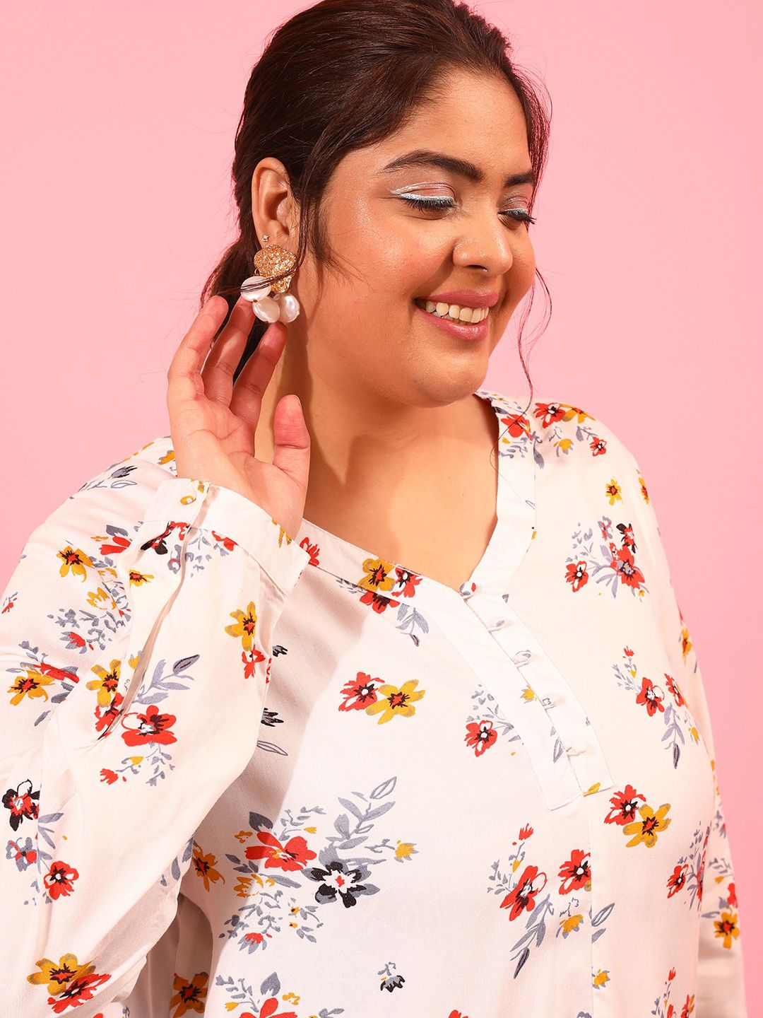 CURVY STREET Floral Print Cuff Sleeves Top