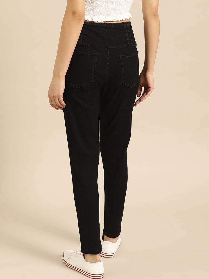 DressBerry Women Black Skinny Fit High-Rise Clean Look Stretchable Ankle Length Jeans