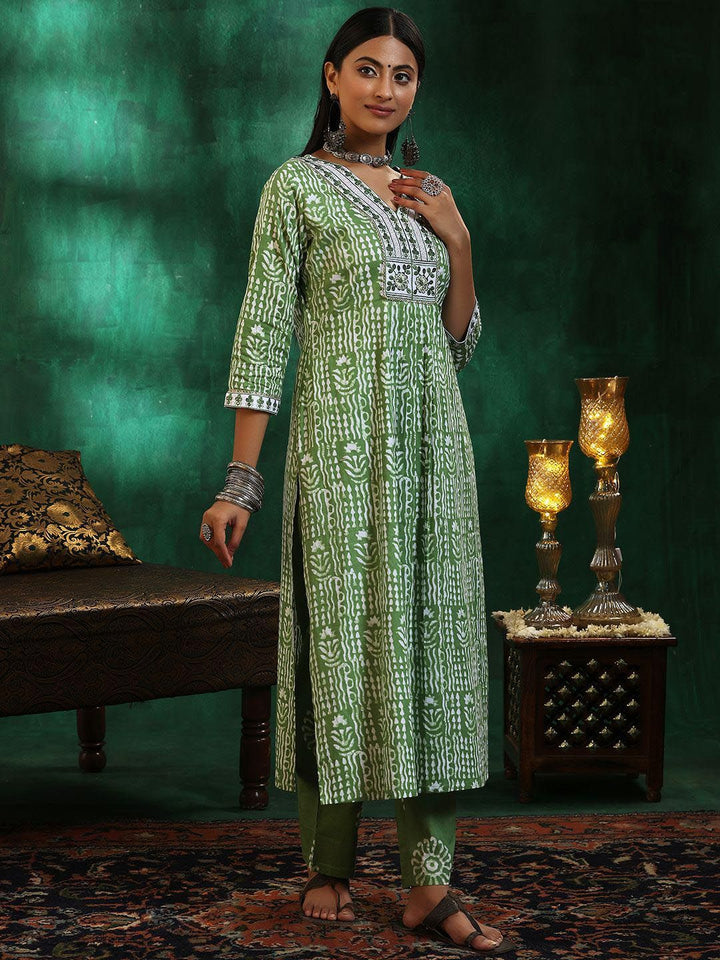 Libas Floral Printed Beads and Stones Pure Cotton A Line Kurta with Trousers & Dupatta