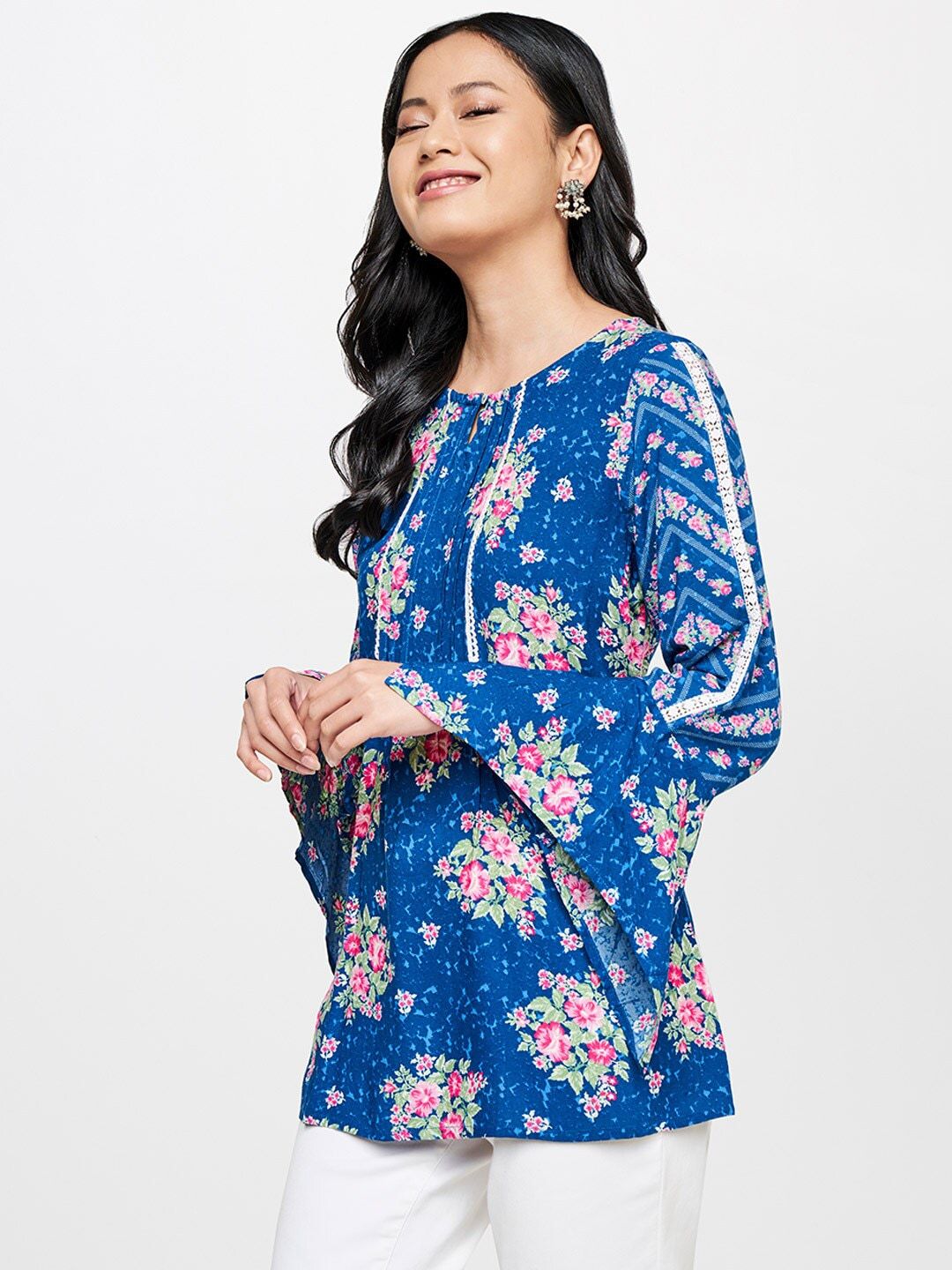 Global Desi Women Blue & Pink Floral Printed Top