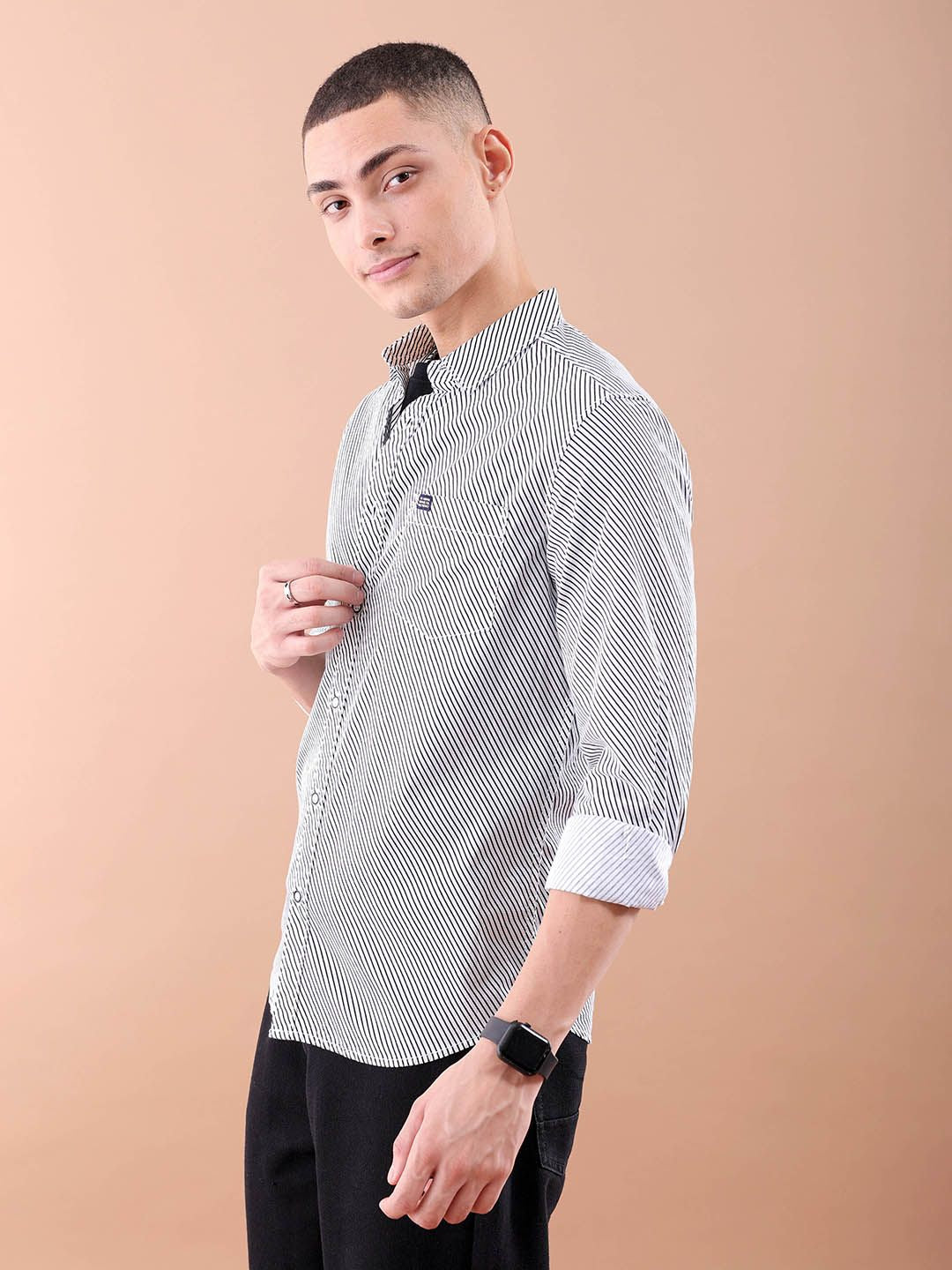 The Indian Garage Co Men Regular Fit Vertical Stripes Casual Shirt