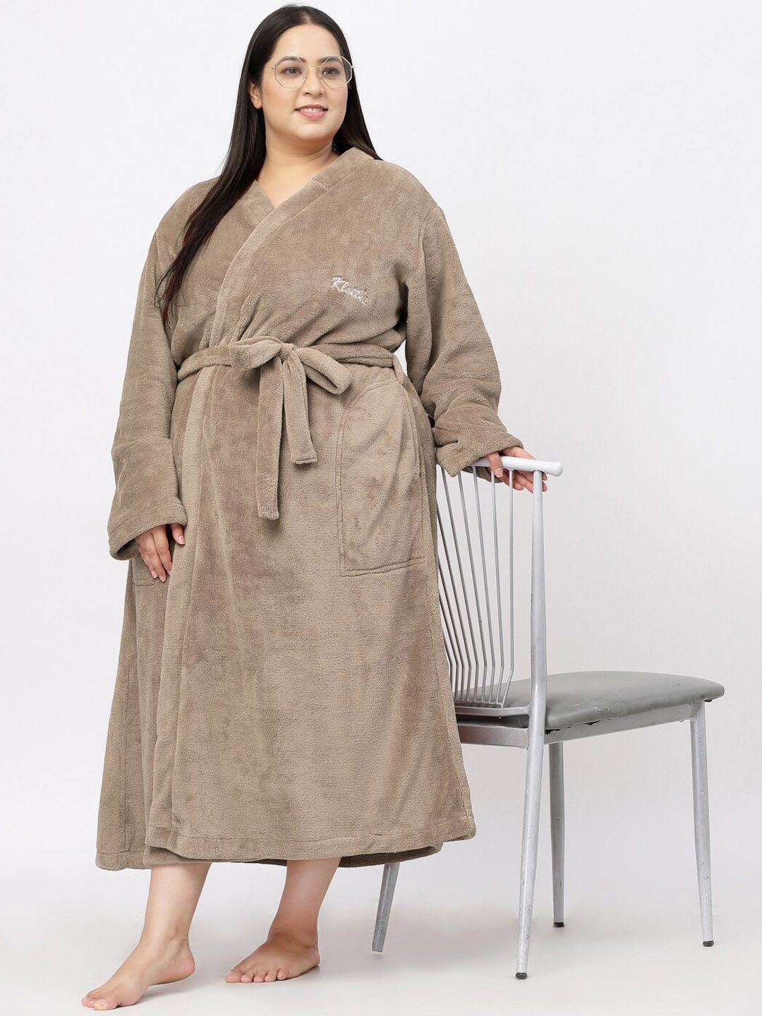 KLOTTHE Plus Size Women Woolen Bath Robe With Belt