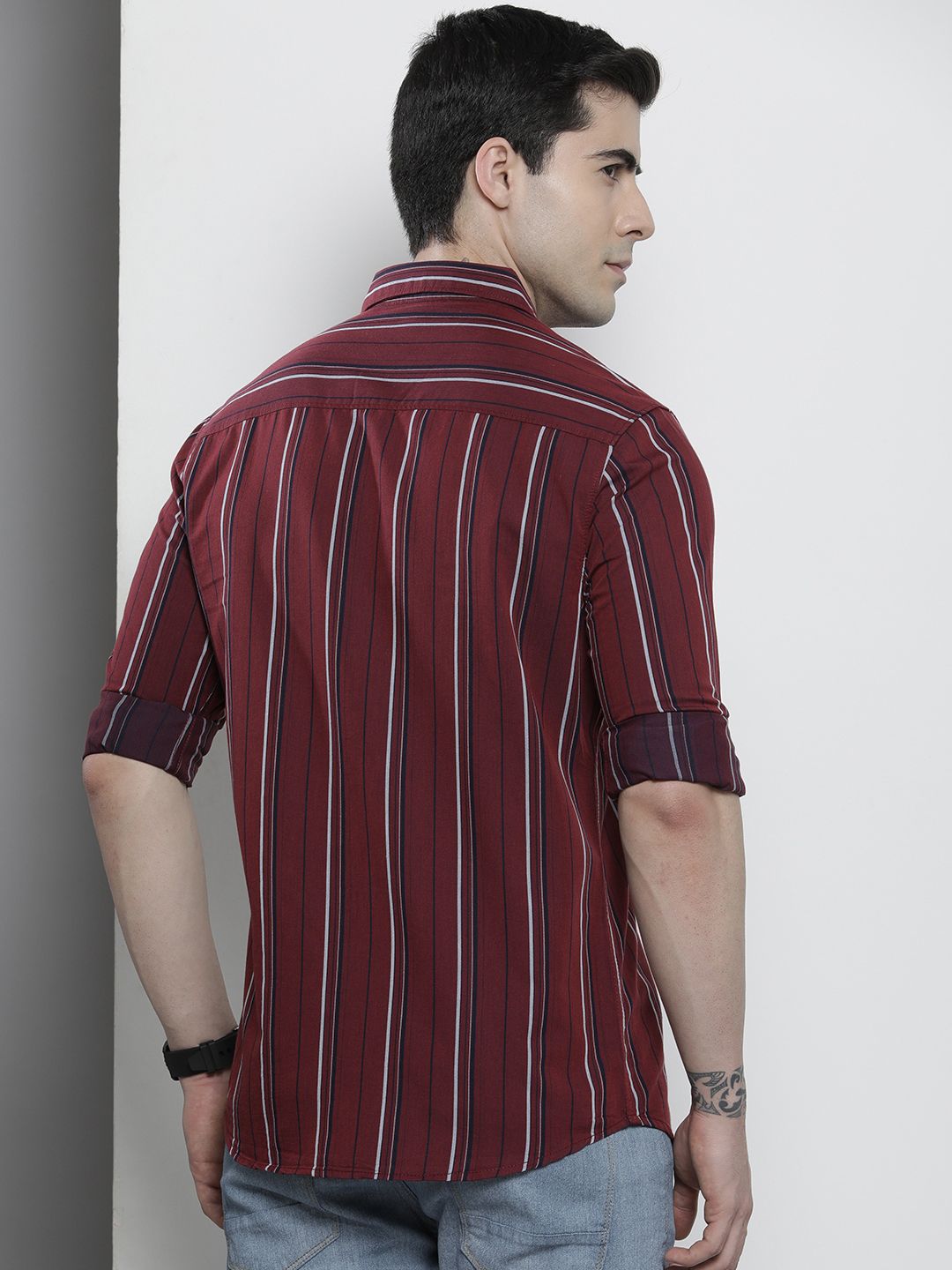 The Indian Garage Co Men Striped Casual Shirt
