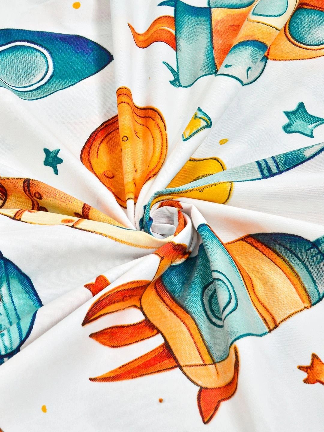 Moda Rapido X KLOTTHE White Cartoon Characters 300 TC Single Bedsheet with 1 Pillow Covers