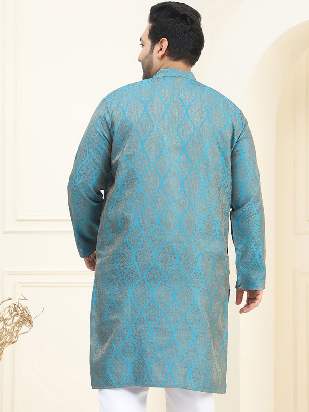 SOJANYA PLUS Men Teal Blue & Golden Ethnic Motifs Jacquard Kurta
