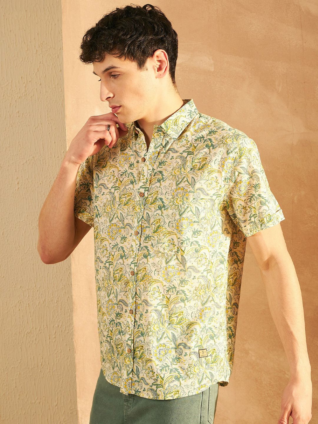 DENNISON Smart Floral Printed Spread Collar Cotton Oversized Lightweight Shirt