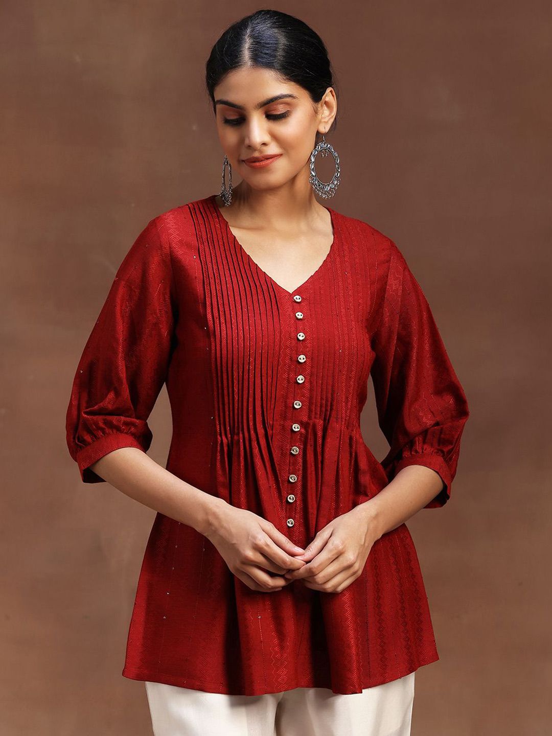 Libas Woven Design V-Neck Pleated Kurti