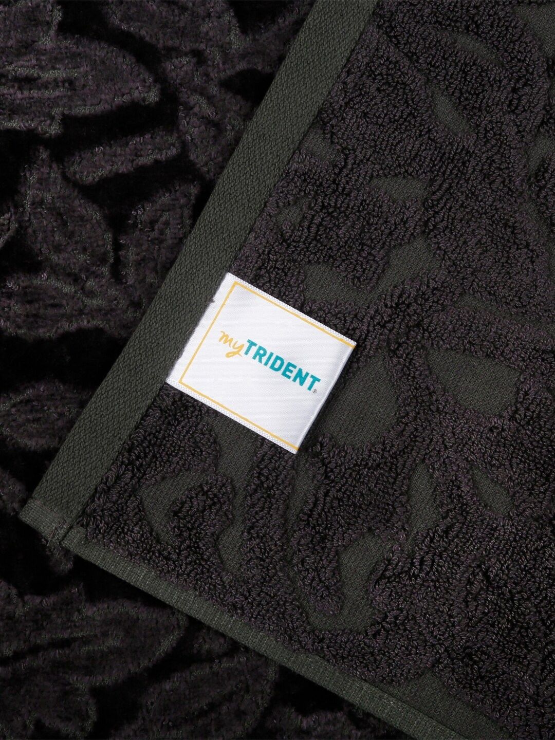 MYTRIDENT Charcoal Cotton 600 GSM Bath Towel