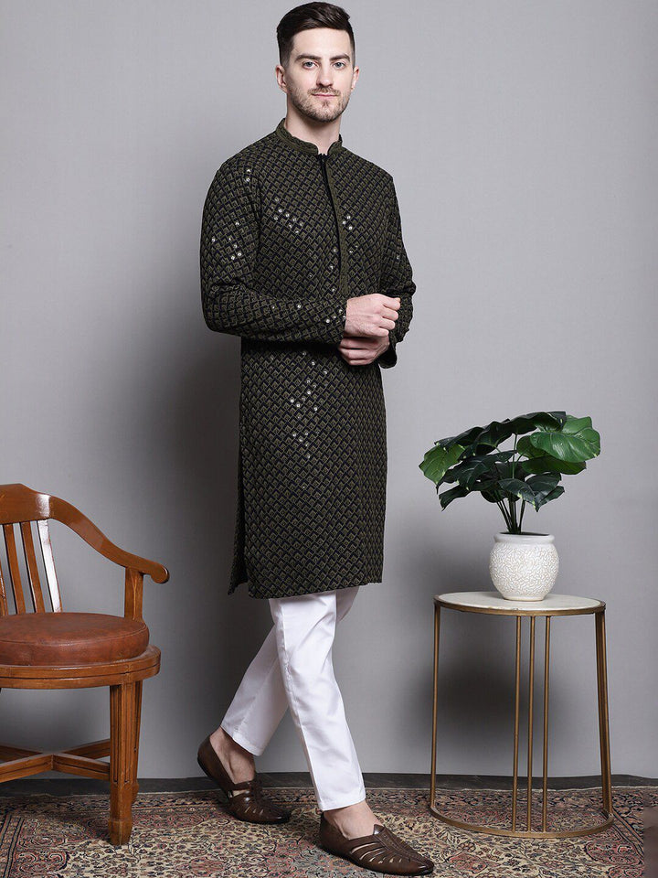 Jompers Mandarin collar Ethnic Motif Embroidered Thread Work Straight Cotton Kurta
