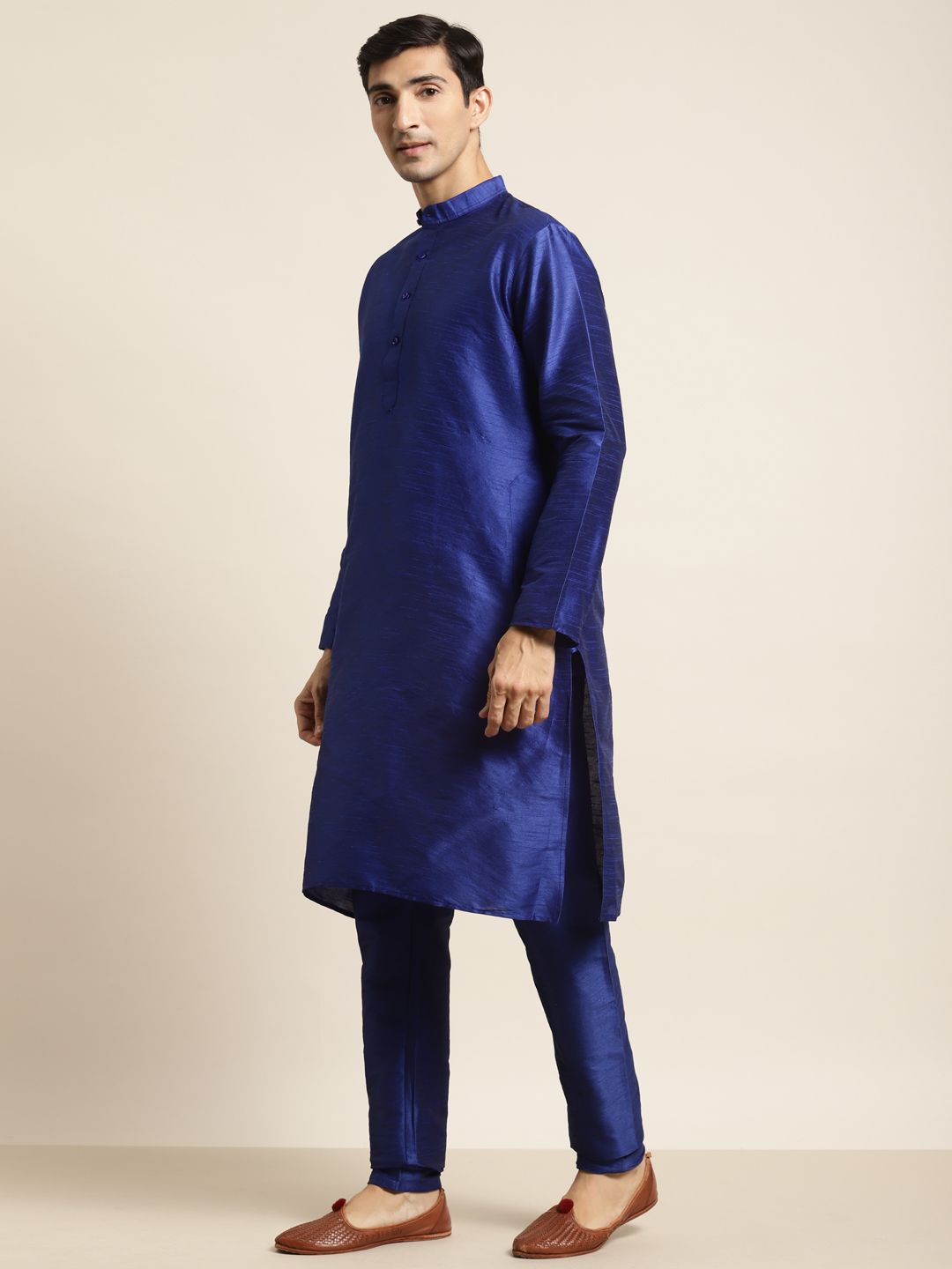 SOJANYA Men Blue Kurta with Churidar & Nehru Jacket