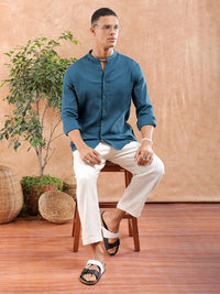 The Indian Garage Co Men Slim Fit Textured Resortwear Shirt