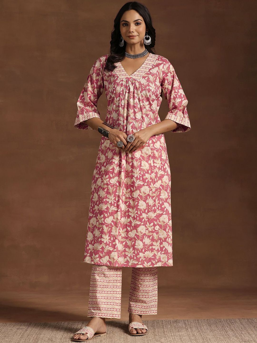 Libas Women Floral Printed Pleated Pure Cotton Kurta with Trousers