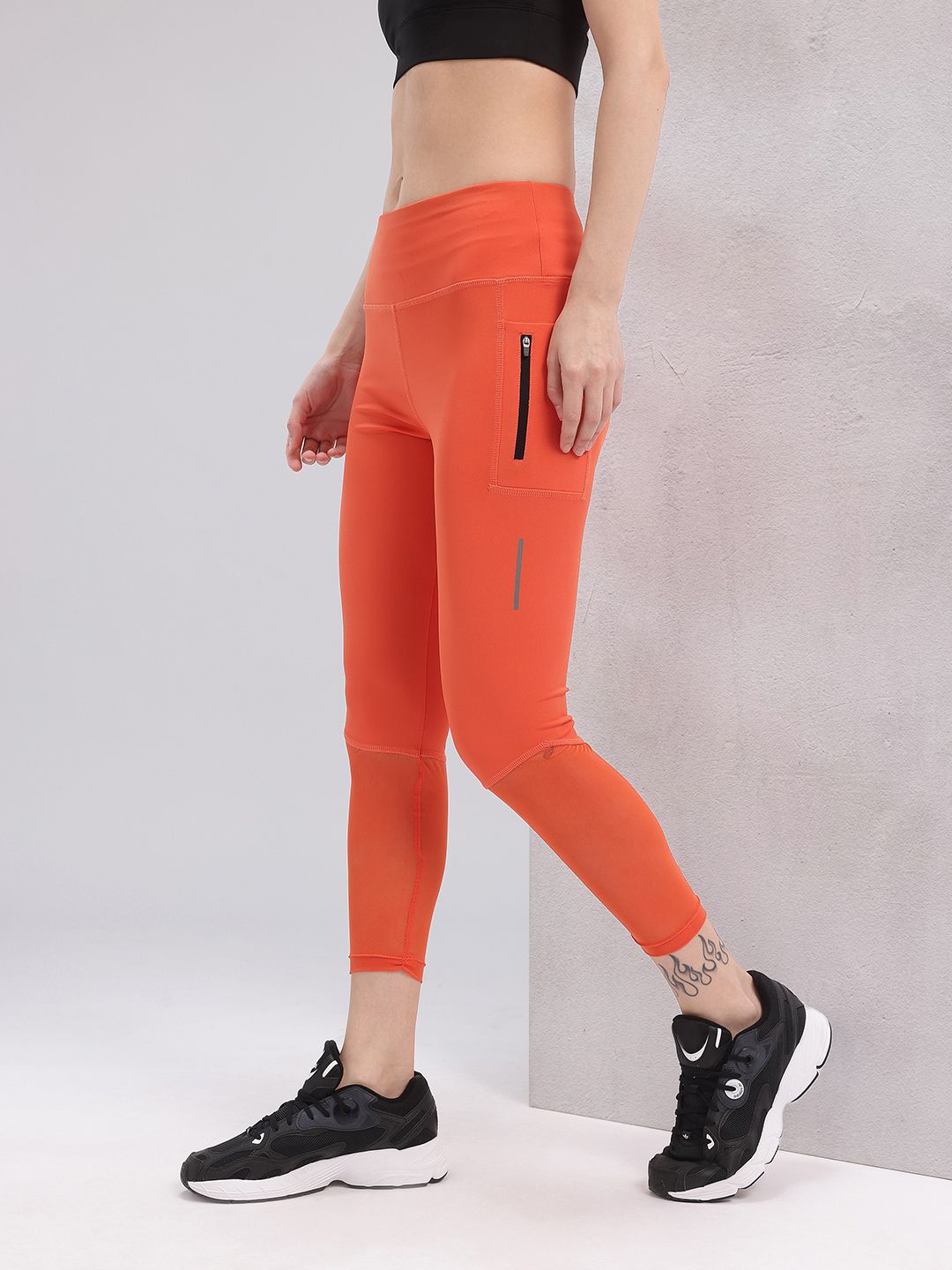 HRX by Hrithik Roshan Women Utility Pockets Rapid-Dry Cropped Mesh Training Tights