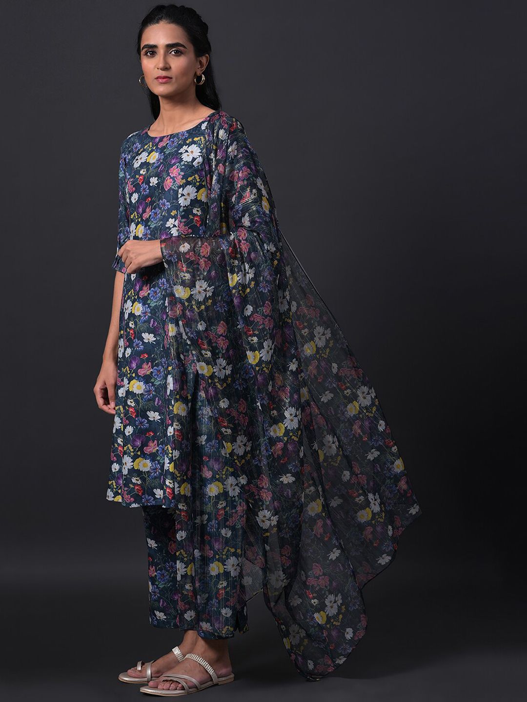 W Women Floral Printed Kurta with Trousers & With Dupatta