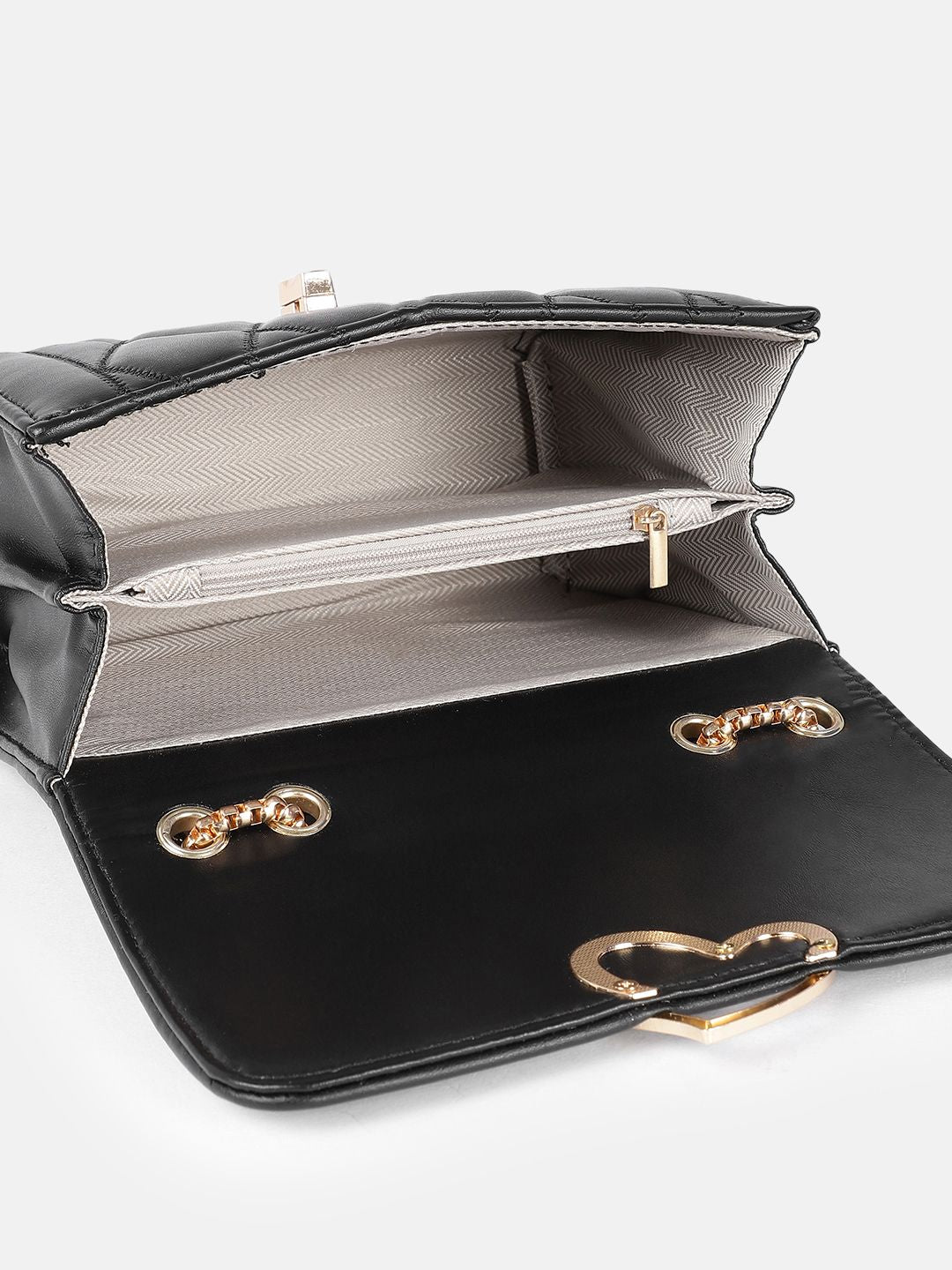 DressBerry Quilted Shoulder Bag
