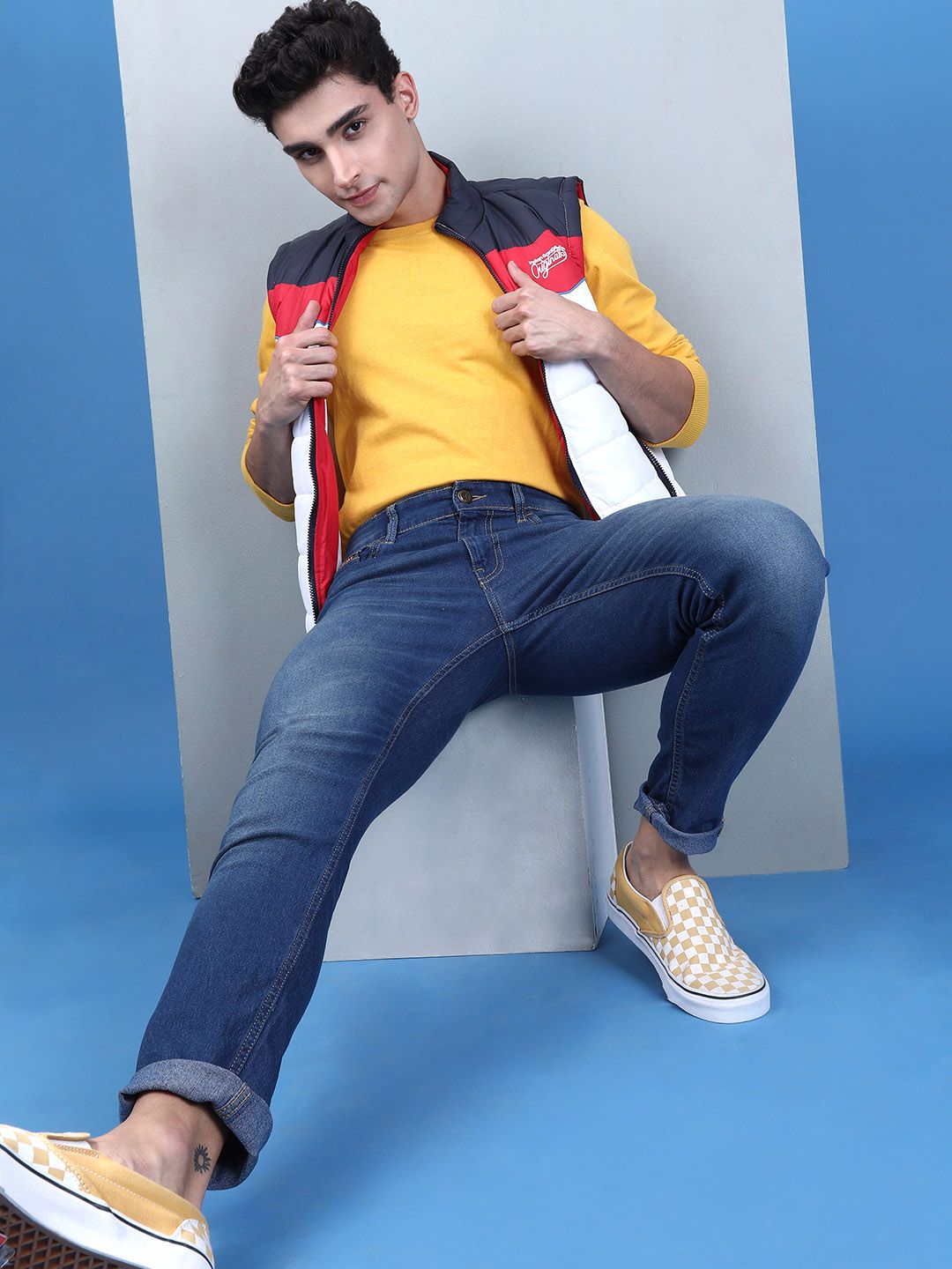 The Indian Garage Co Men Blue Slim Fit Low-Rise Low Distress Stretchable Jeans