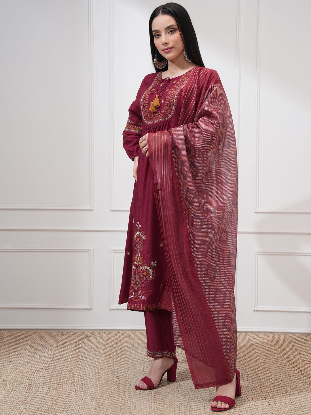 Vishudh Floral Embroidered Tie-Up Neck Thread Work Anarkali Kurta With Trouser And Dupatta