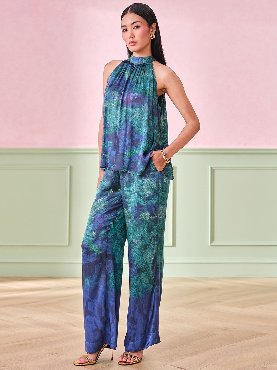 AND Abstract Printed Mandarin Collar Top & Trousers