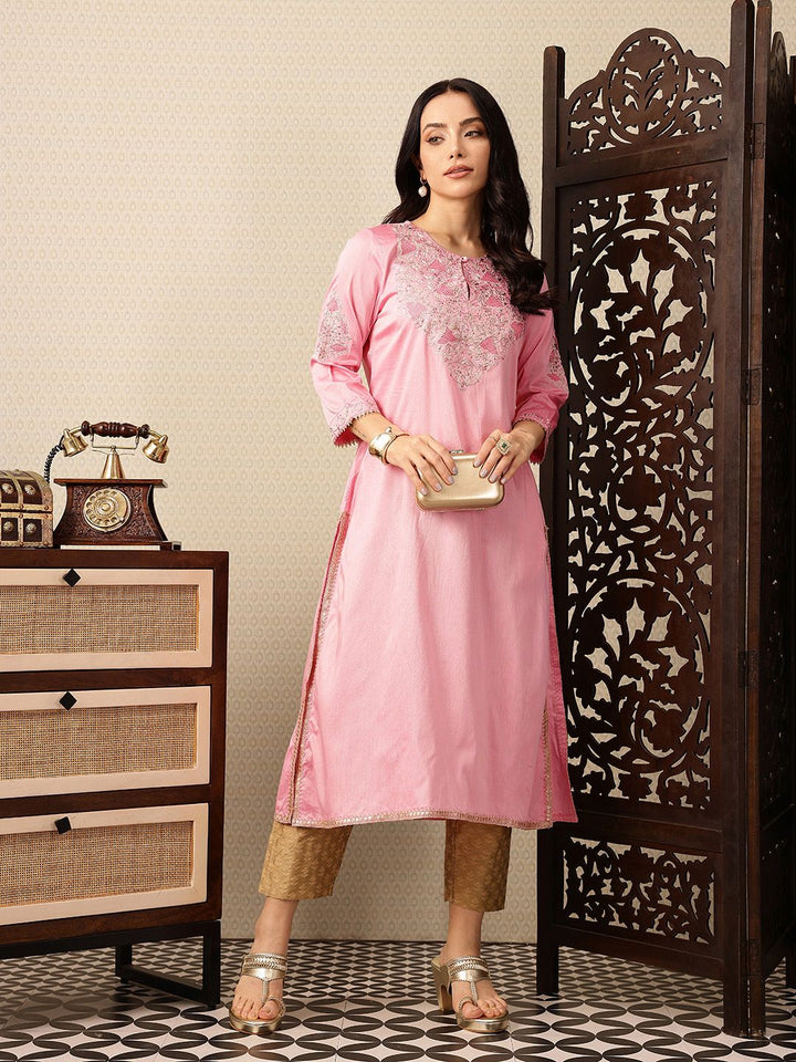House of Pataudi Floral Yoke Design Keyhole Neck Sequinned Jashn Kurta