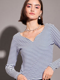 SASSAFRAS Horizontal Striped V-Neck Top