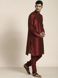 SOJANYA Men Maroon Kurta with Churidar