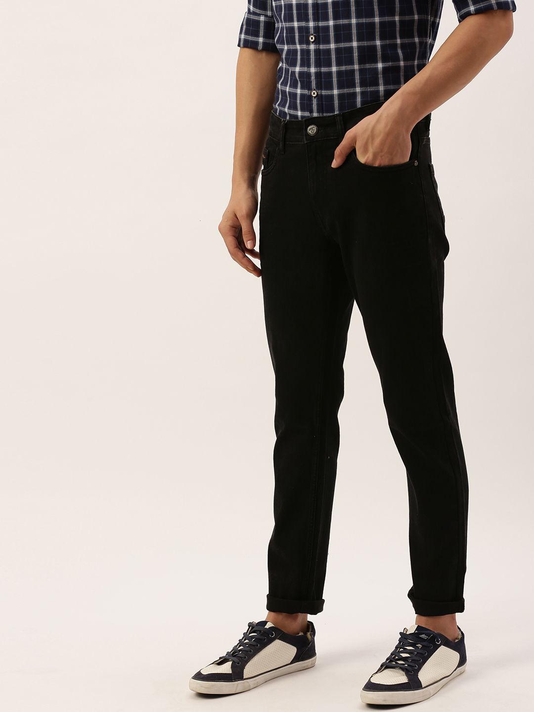 The Indian Garage Co Men Black Slim Fit Mid-Rise Clean Look Jeans