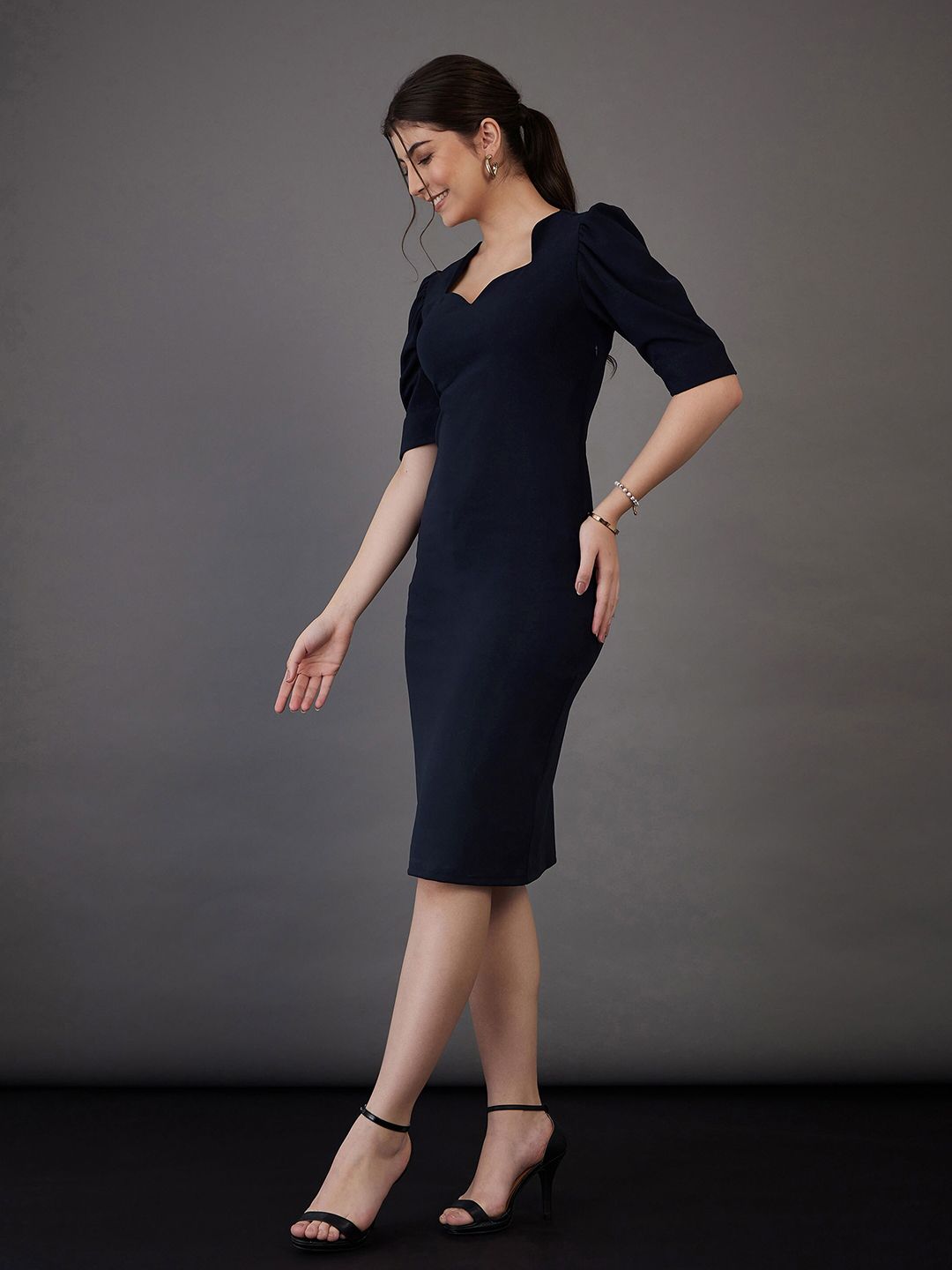 Sassafras worklyf sweetheart leher bengkak lengan pakaian formal bodycon