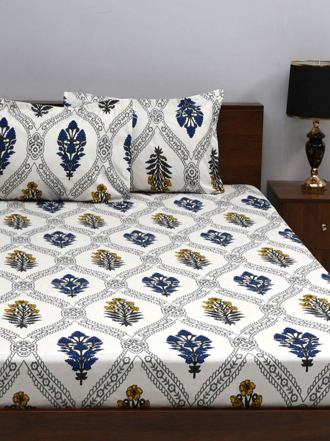 BOMBAY DYEING White Floral 160 TC Microfiber Double Queen Bedsheet With 2 Pillow Covers