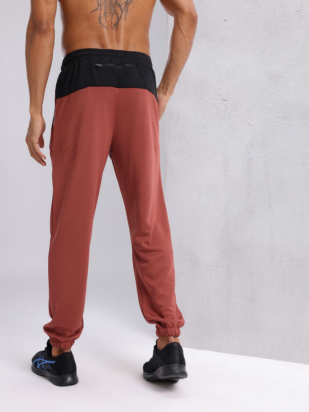 HRX by Hrithik Roshan Men Rapid-Dry Running Joggers