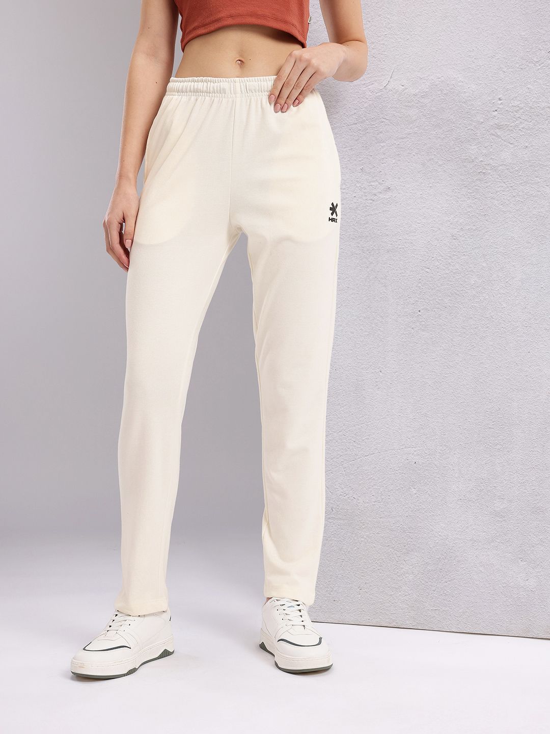 HRX by Hrithik Roshan Women Mid-Rise Regular Fit Lifestyle Track Pants