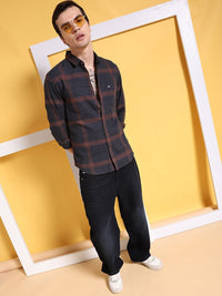 The Indian Garage Co Men Grey Slim Fit Checked Casual Shirt