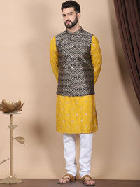 Kurta Sutera Kapas Bersulam Bunga Anouk Mustard-Kuning dengan Jaket Churidar & Nehru