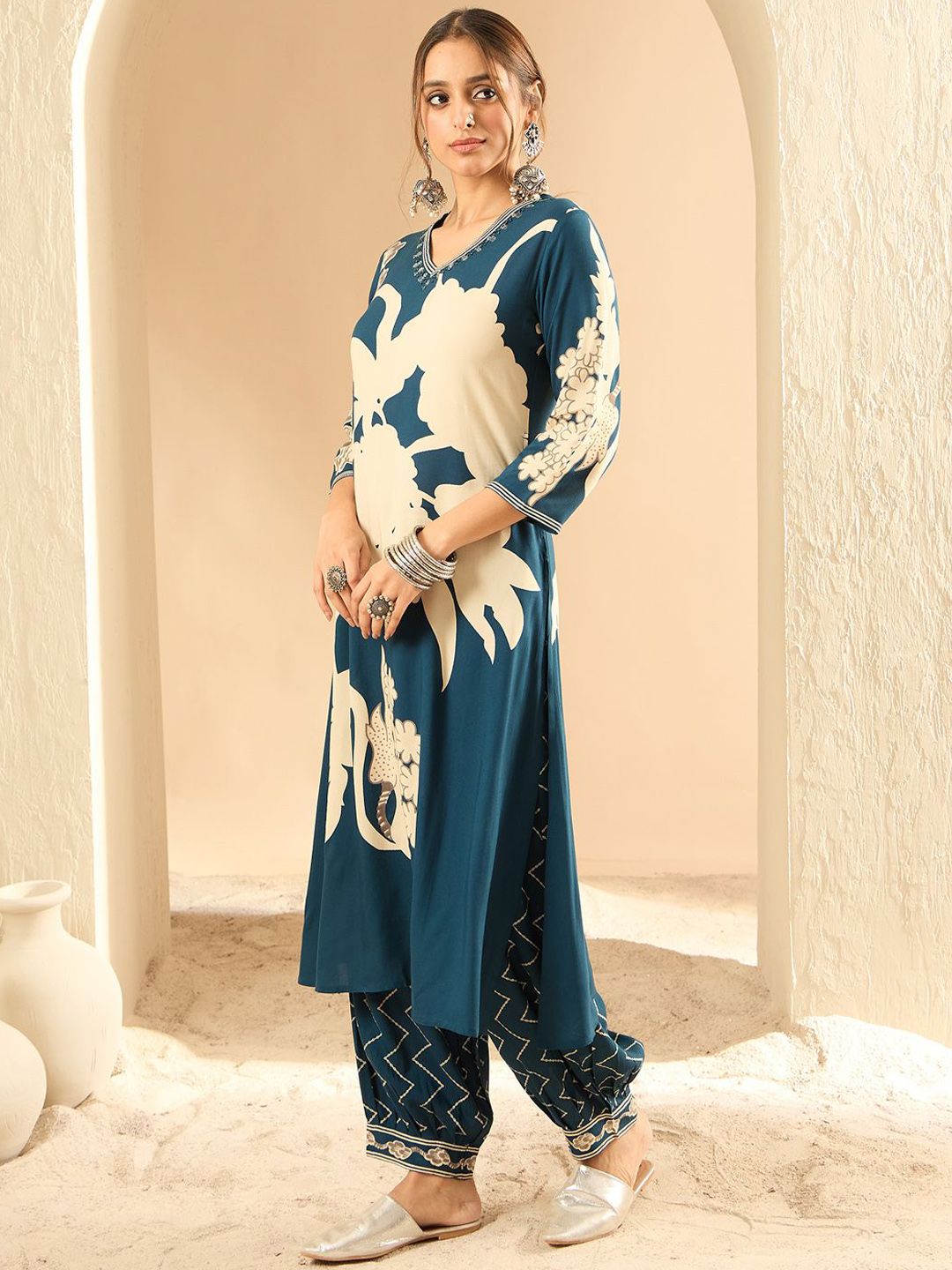 Indo Era Women Floral Printed Regular Sequinned Kurta with Salwar