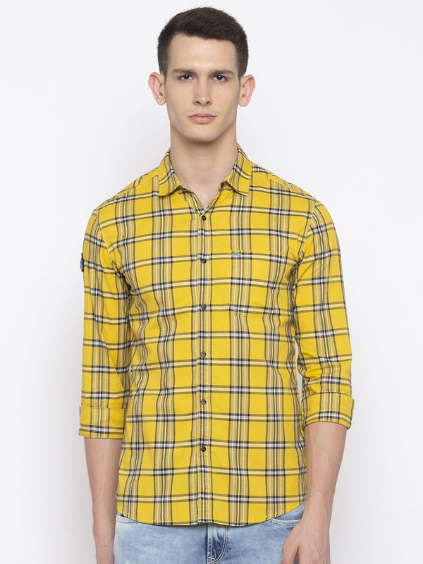 SPYKAR Men Yellow & Black Slim Fit Checked Casual Shirt