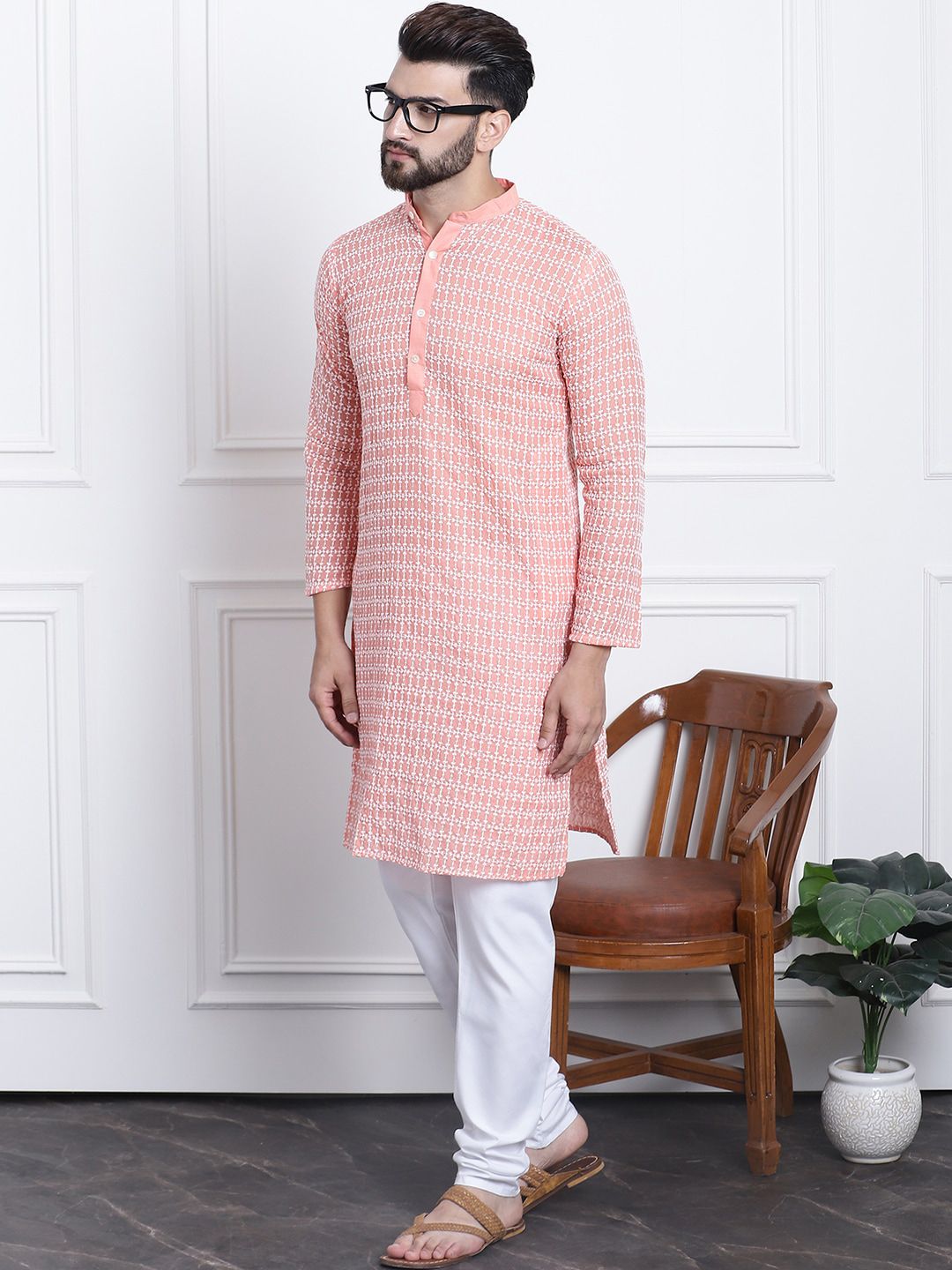 SOJANYA Floral Embroidered Regular Thread Work Pure Cotton Kurta with Churidar