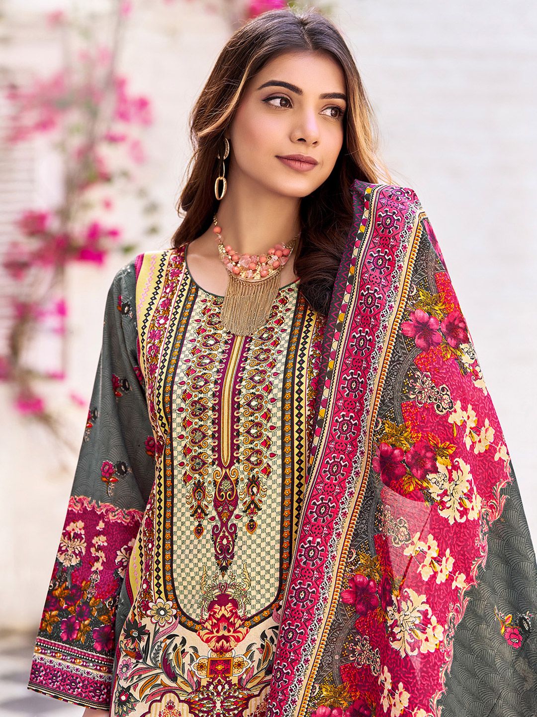 Varanga Women Printed Regular Beads and Stones Kurta with Trousers & With Dupatta