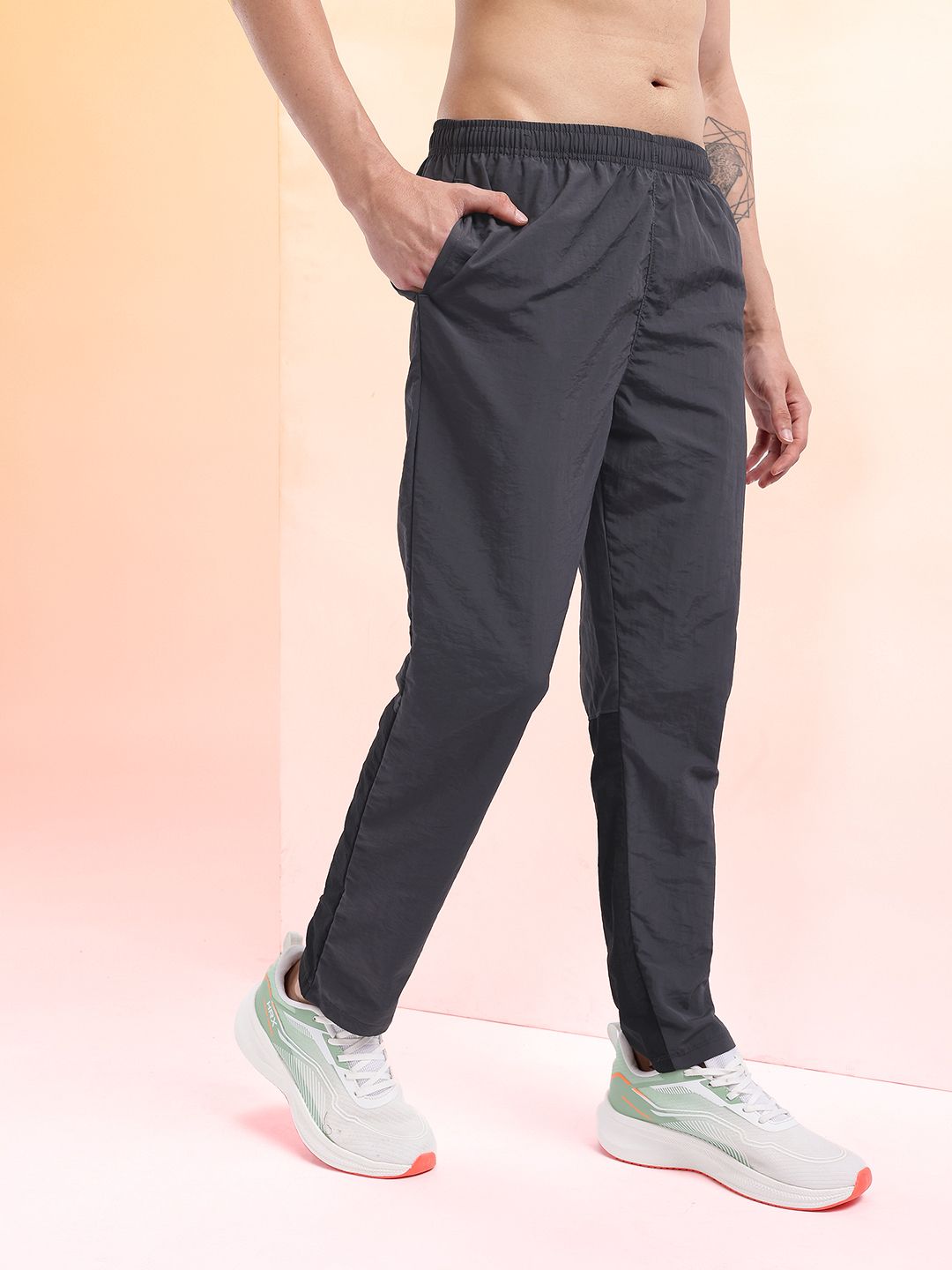 HRX by Hrithik Roshan Men Colourblocked Mid-Rise Rapid-Dry Running Track Pants