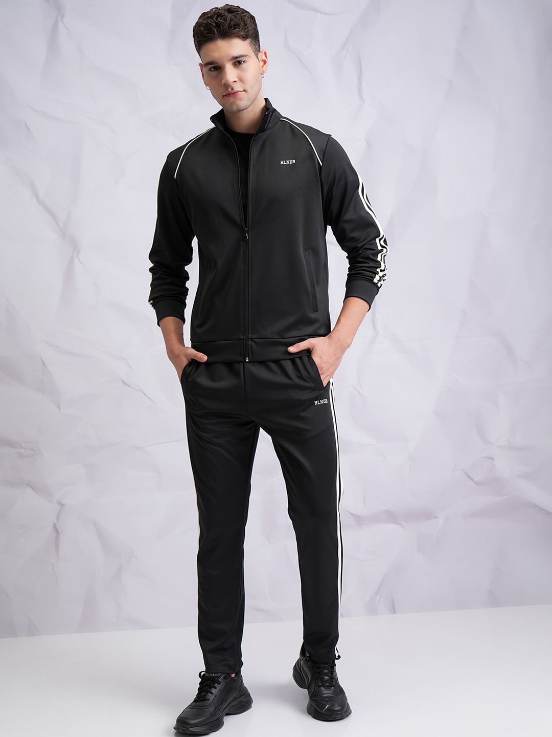 Highlander High Neck Lengan Panjang Sweatshirt & seluar