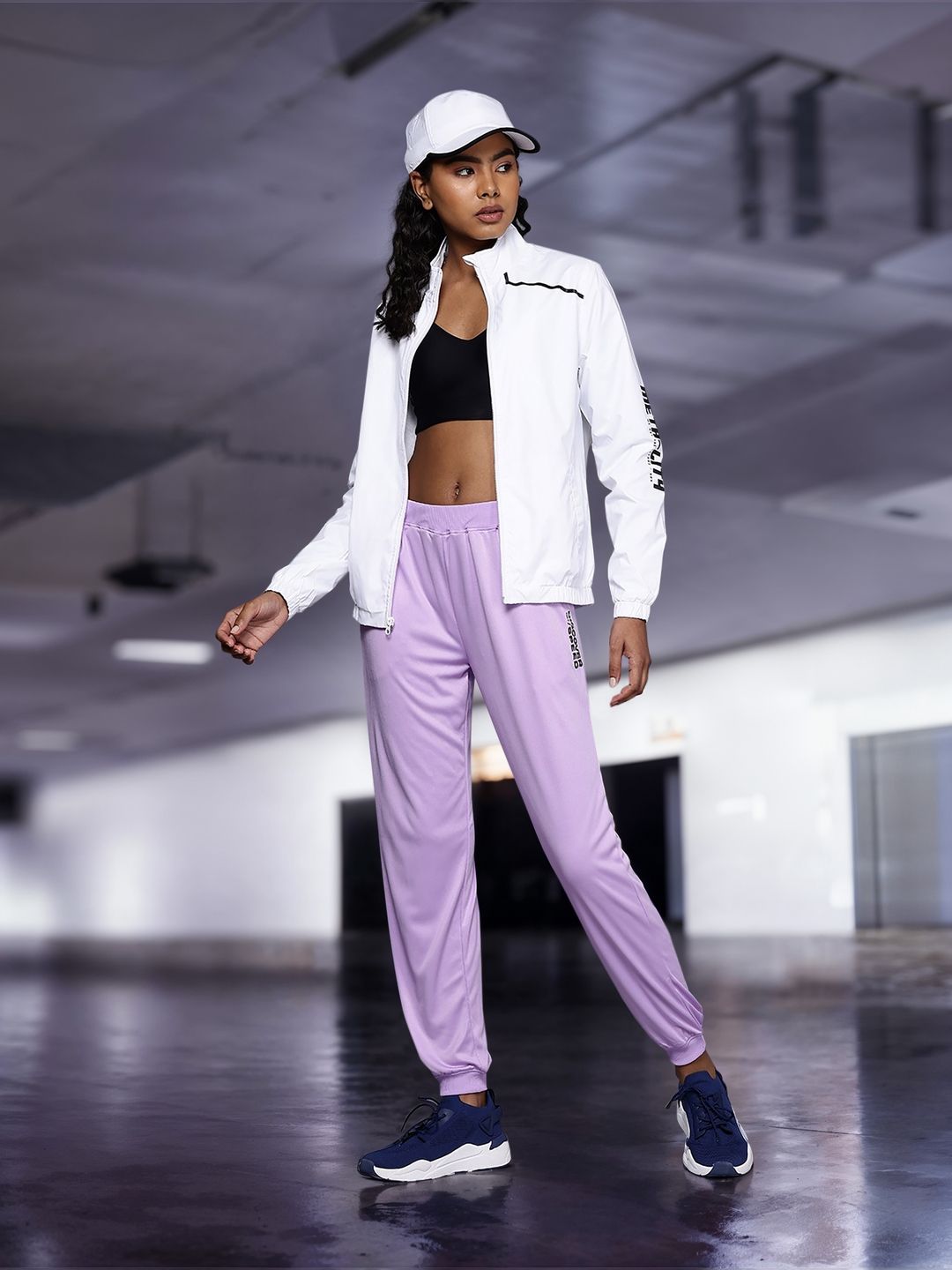 HRX by Hrithik Roshan Women Rapid-Dry Antimicrobial Running Joggers