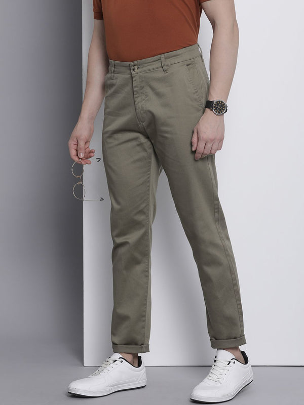The Indian Garage Co Men Solid Slim Fit Chinos Trousers