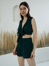 Berrylush Women Solid Sleeveless Top with Shorts